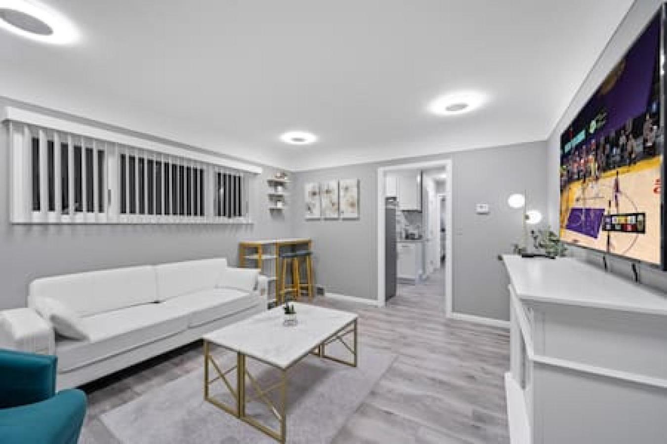 Urban Elegance Retreat In Downtown Rochester Bagian luar foto